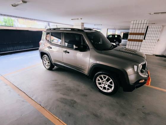 JEEP RENEGADE 1.8 16V FLEX SPORT 4P AUTOMÁTICO JEEP RENEGADE 1.8 16V FLEX SPORT 4P AUTOMÁTICO